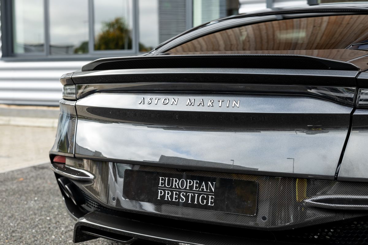 2020 Aston Martin DBS Superleggera