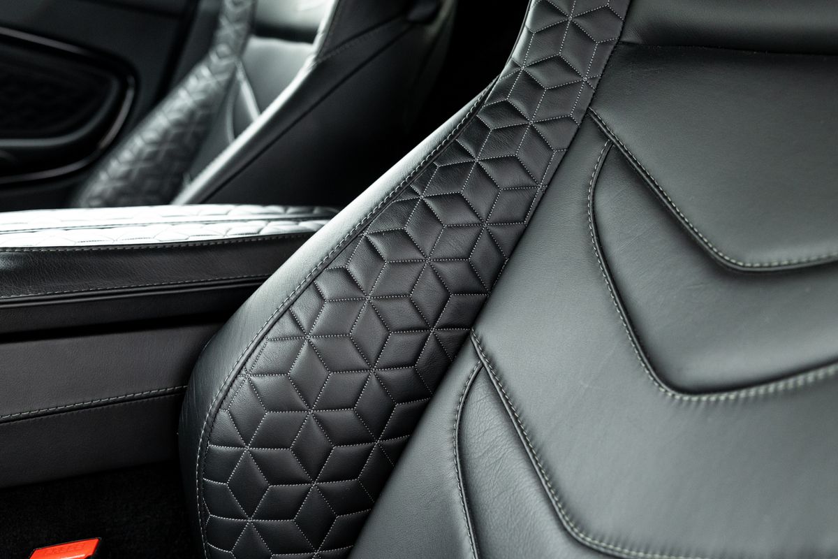 2020 Aston Martin DBS Superleggera