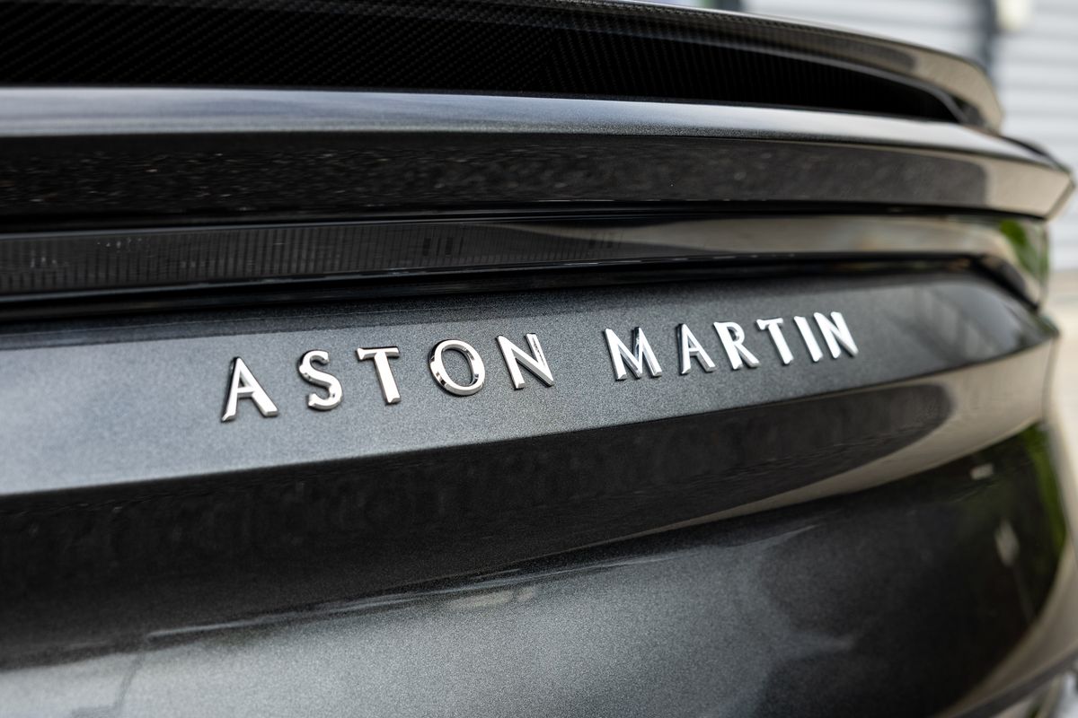 2020 Aston Martin DBS Superleggera