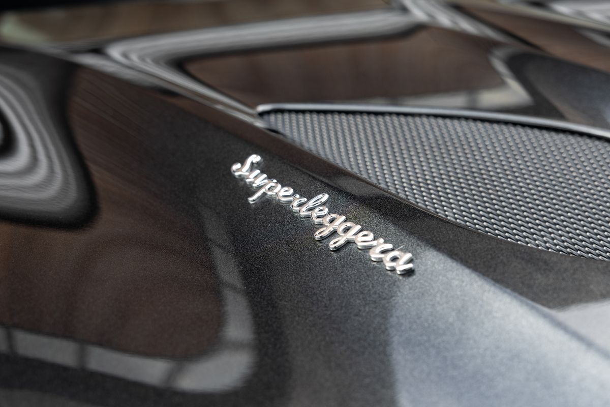 2020 Aston Martin DBS Superleggera