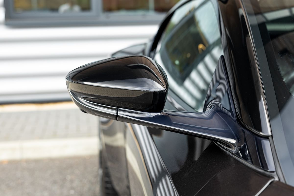 2020 Aston Martin DBS Superleggera