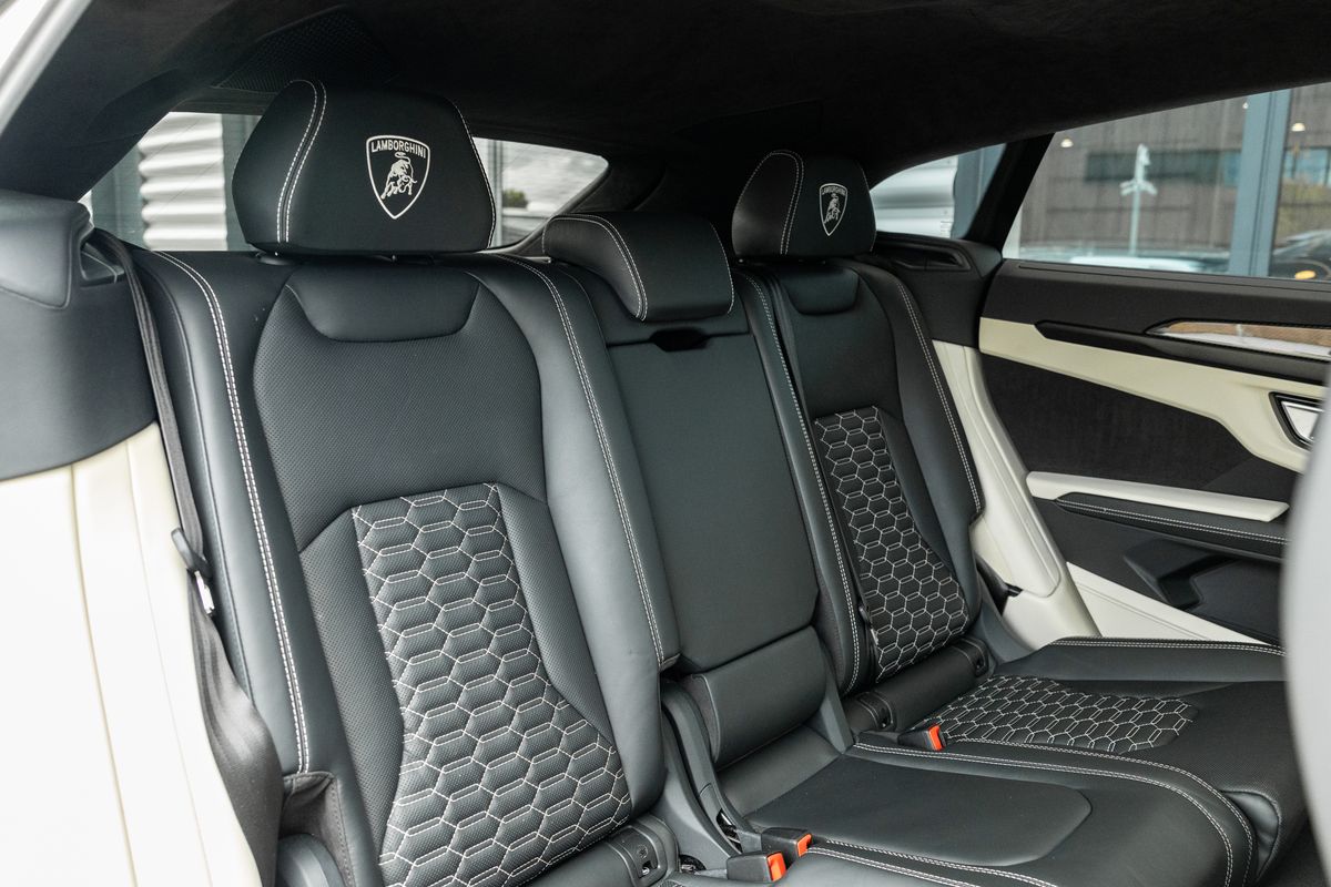 2022 Lamborghini Urus