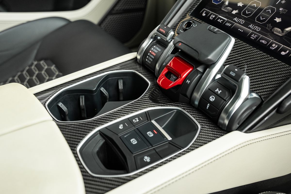 2022 Lamborghini Urus