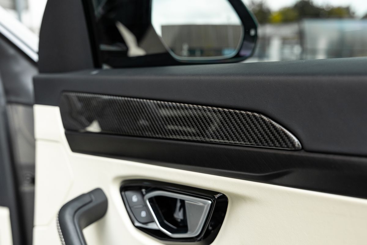 2022 Lamborghini Urus