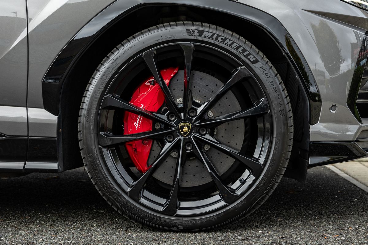 2022 Lamborghini Urus