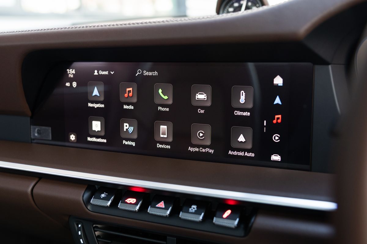 2025 Porsche 911 (992.2) Carrera GTS