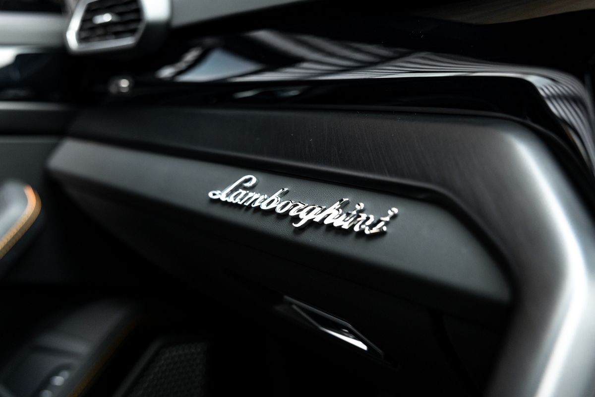 2022 Lamborghini Urus
