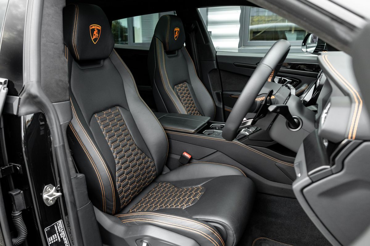 2022 Lamborghini Urus