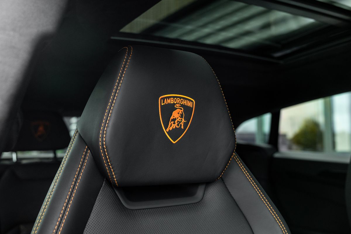 2022 Lamborghini Urus