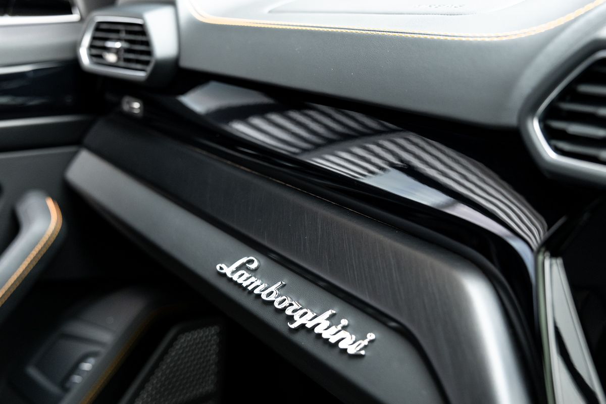 2022 Lamborghini Urus