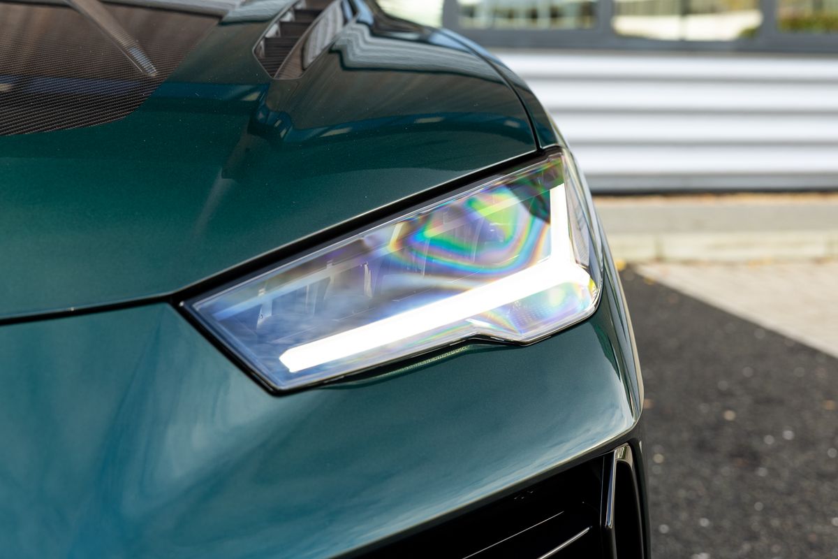 2024 Lamborghini Urus Performante