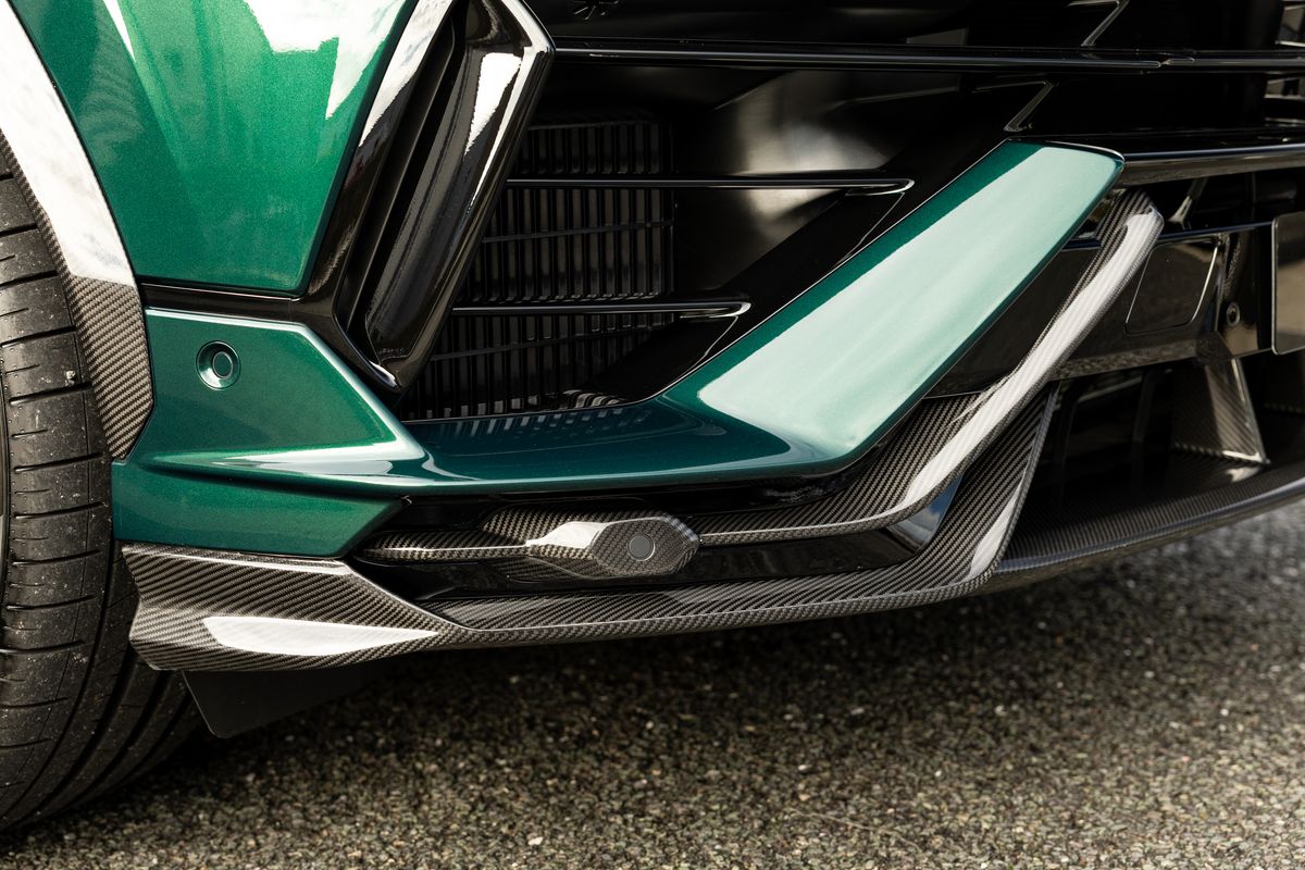 2024 Lamborghini Urus Performante