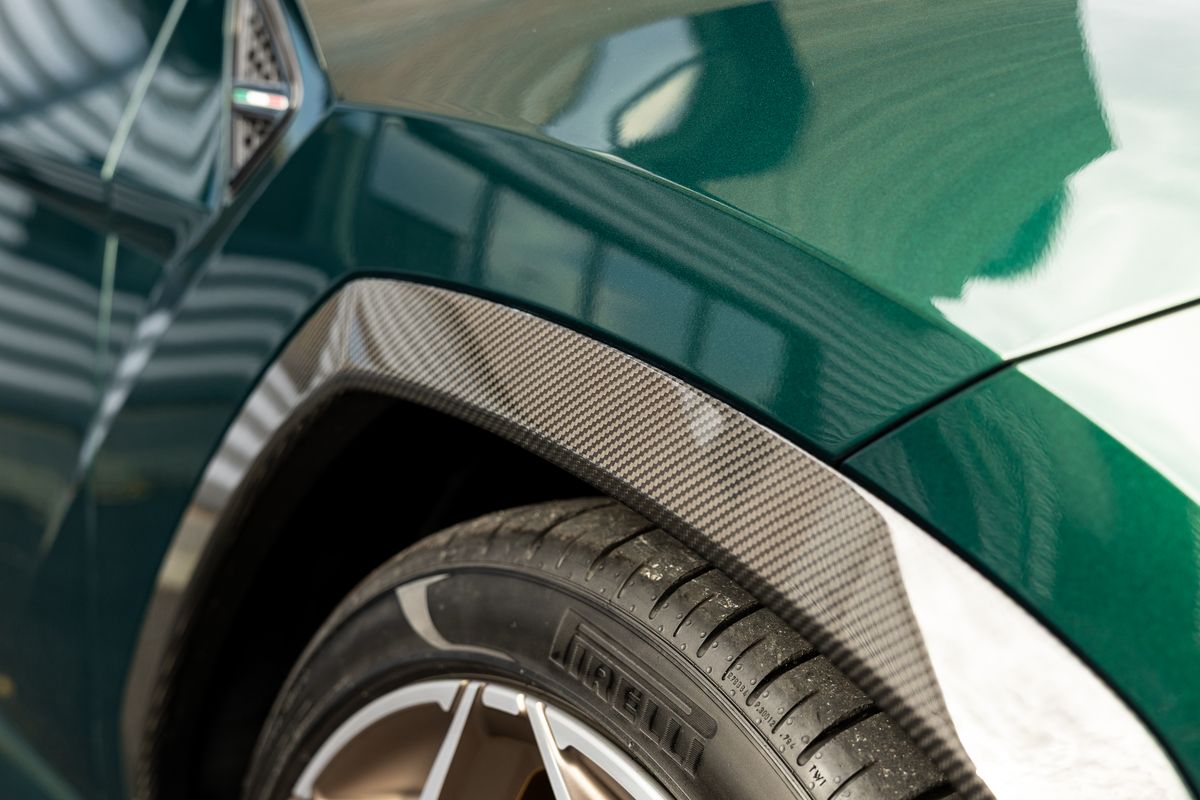 2024 Lamborghini Urus Performante