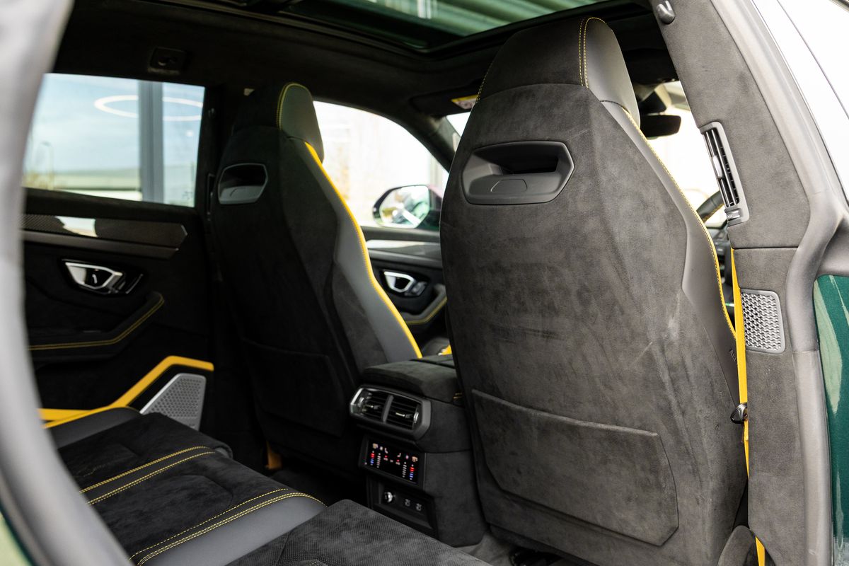 2024 Lamborghini Urus Performante