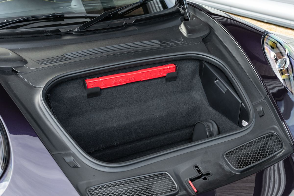 2021 Porsche 911 (992.1) GT3