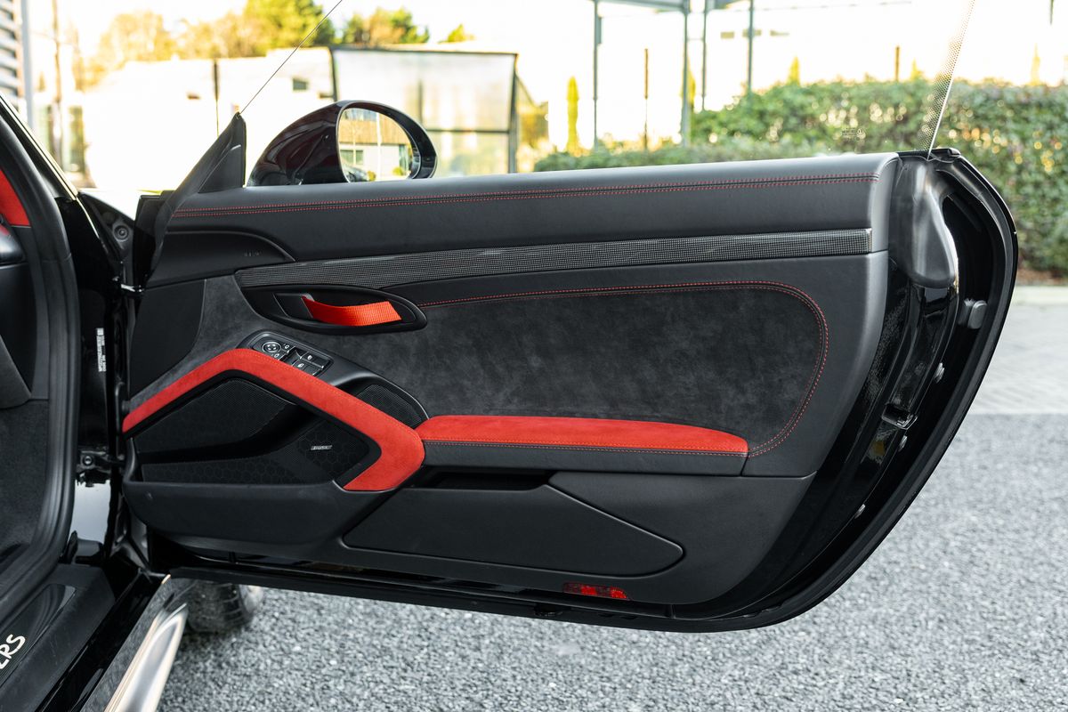 2018 Porsche 911 (991.2) GT2 RS Weissach