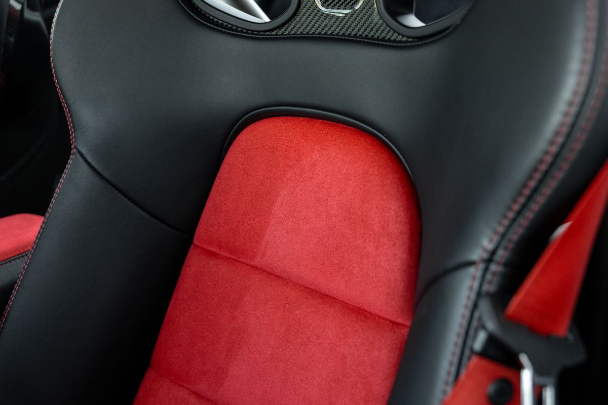 2018 Porsche 911 (991.2) GT2 RS Weissach