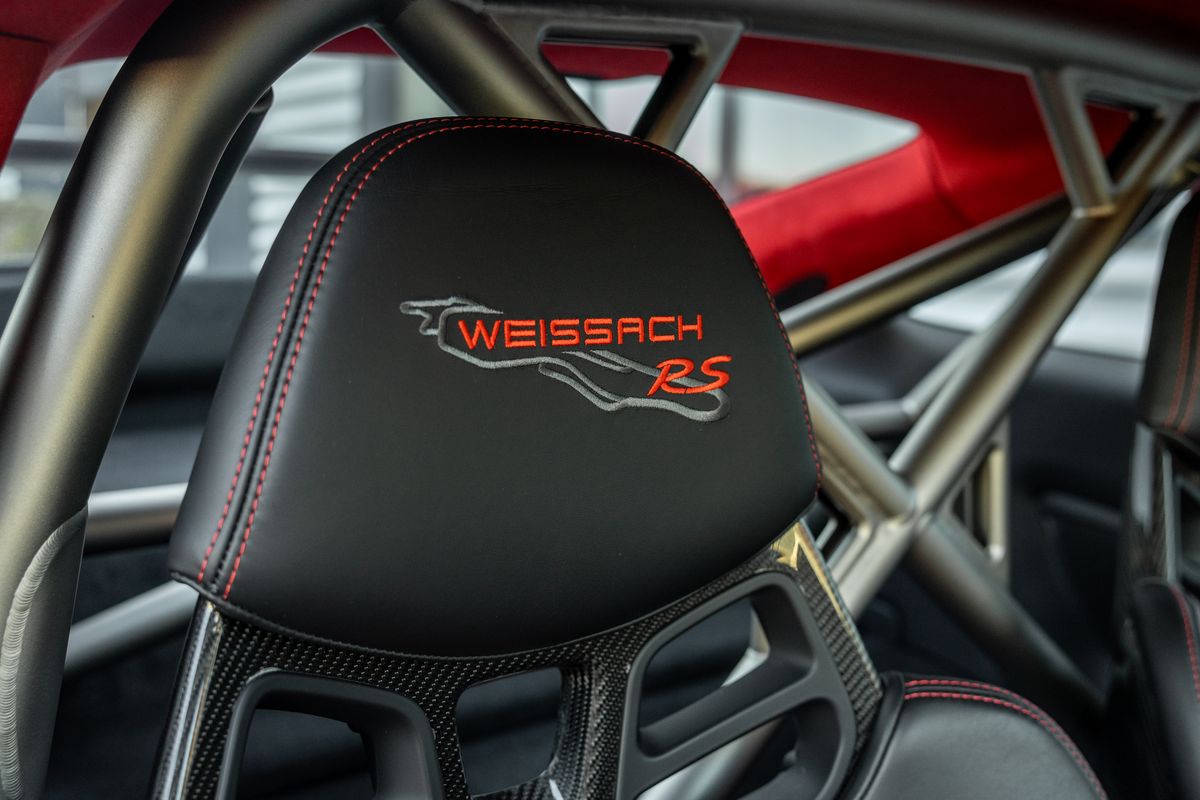 2018 Porsche 911 (991.2) GT2 RS Weissach