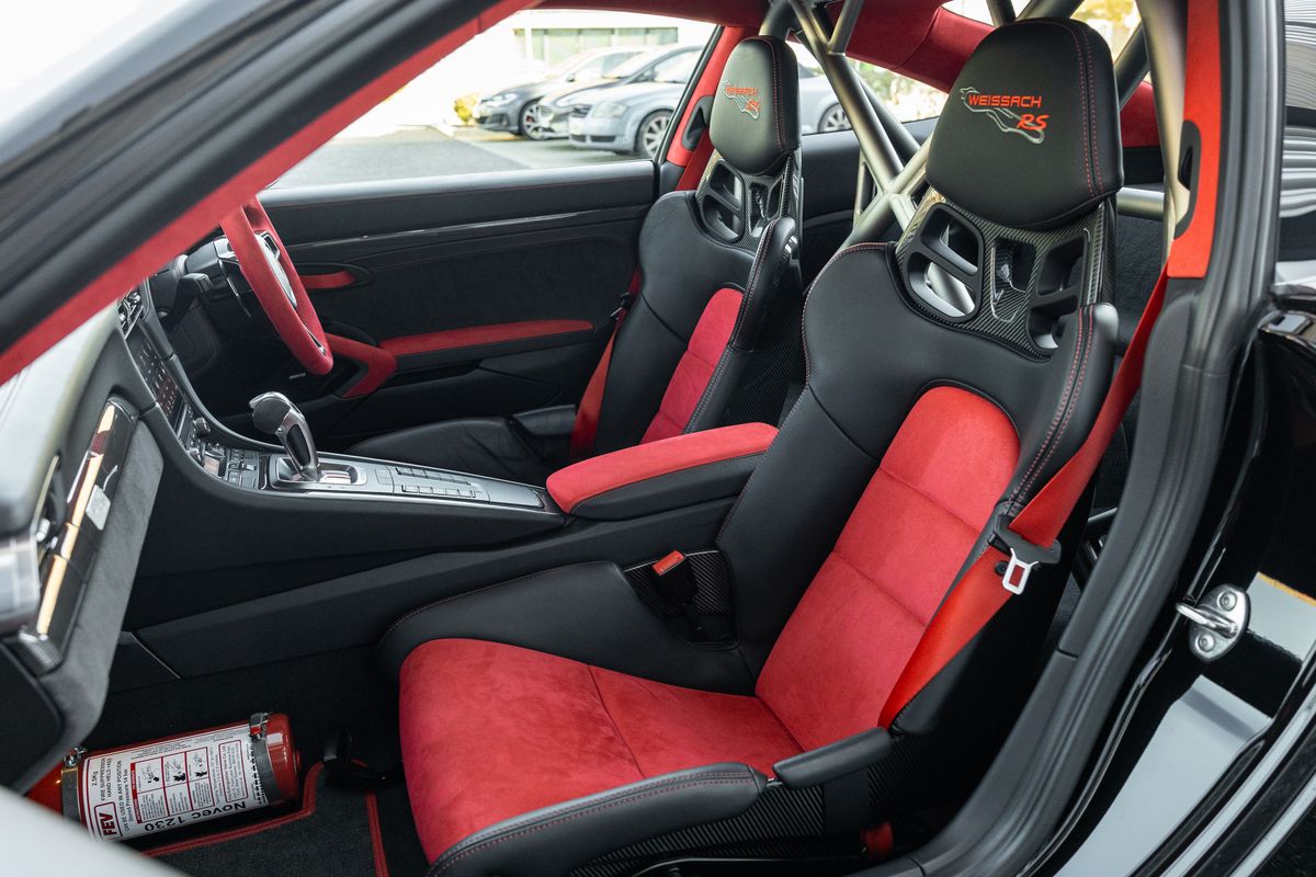 2018 Porsche 911 (991.2) GT2 RS Weissach