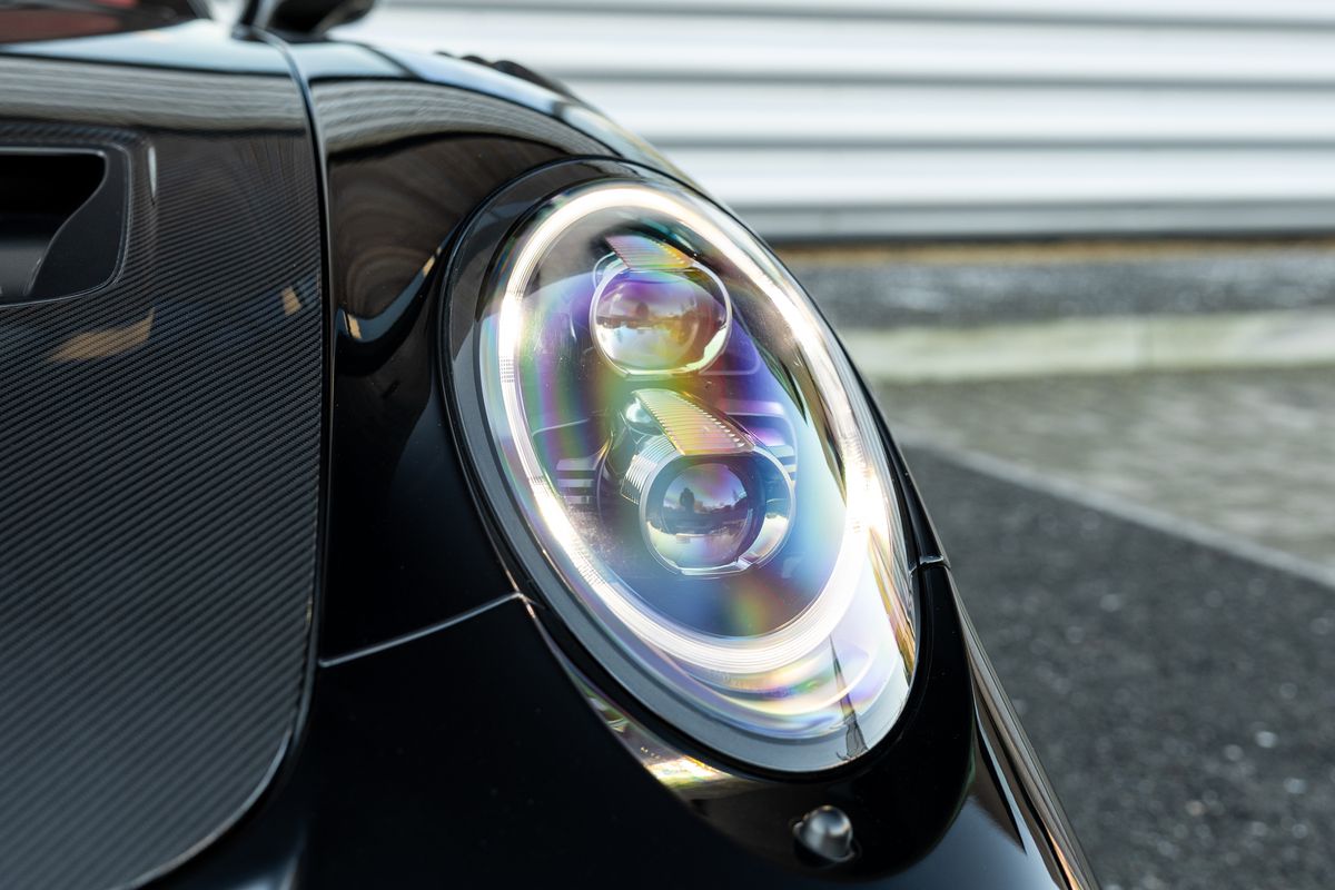 2018 Porsche 911 (991.2) GT2 RS Weissach