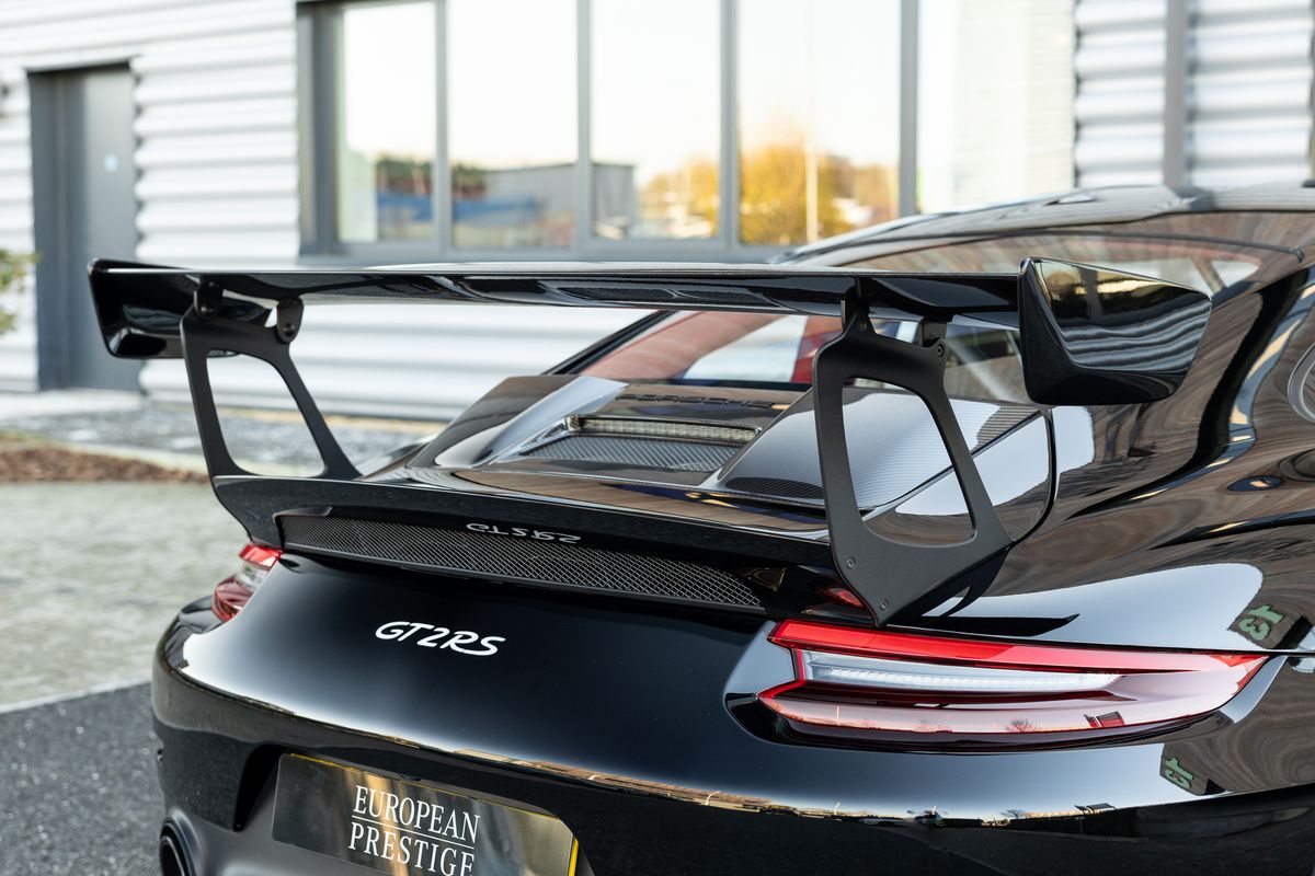 2018 Porsche 911 (991.2) GT2 RS Weissach