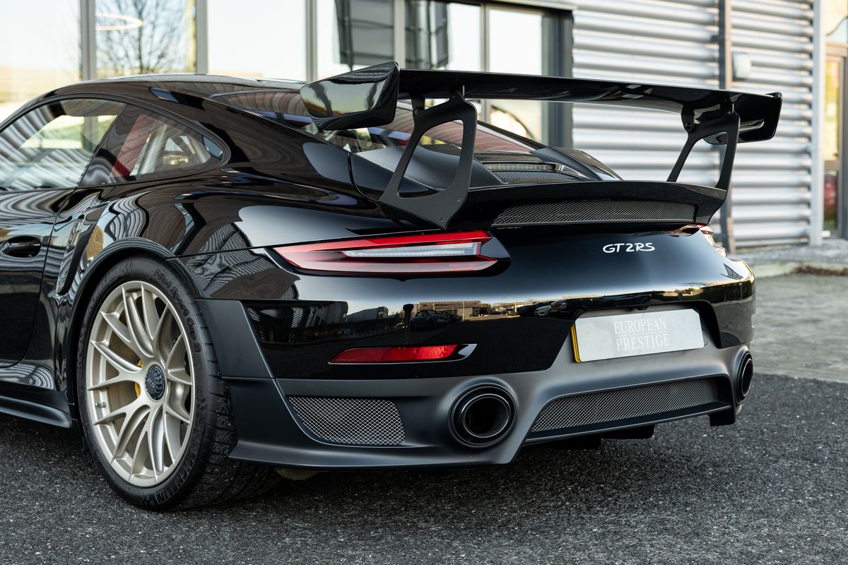 2018 Porsche 911 (991.2) GT2 RS Weissach