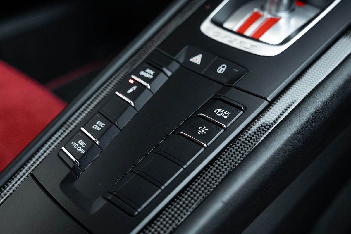 2018 Porsche 911 (991.2) GT2 RS Weissach