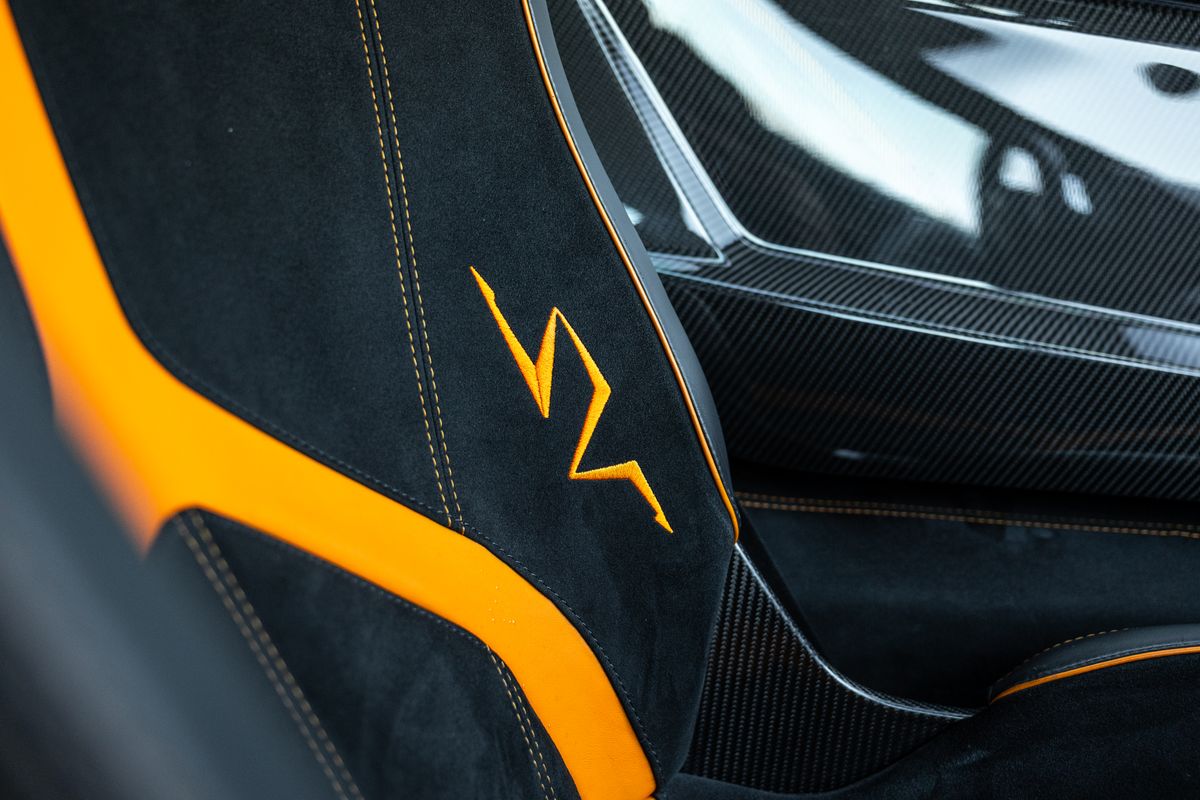 2016 Lamborghini Aventador SV