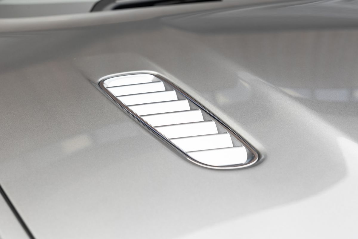 2015 Aston Martin DB9 GT Bond Edition