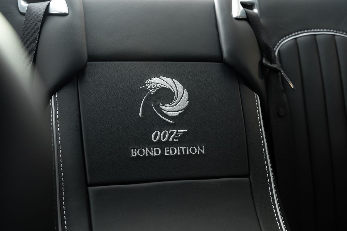 2015 Aston Martin DB9 GT Bond Edition
