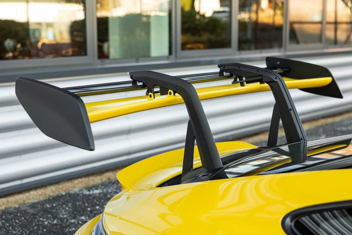 2024 Porsche 911 (992.1) GT3 RS Weissach