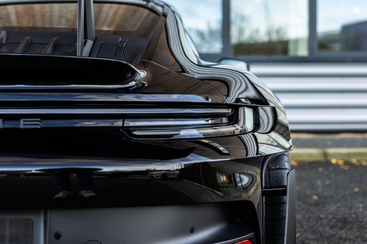 2025 Porsche 911 (992) GT3 RS Weissach Package