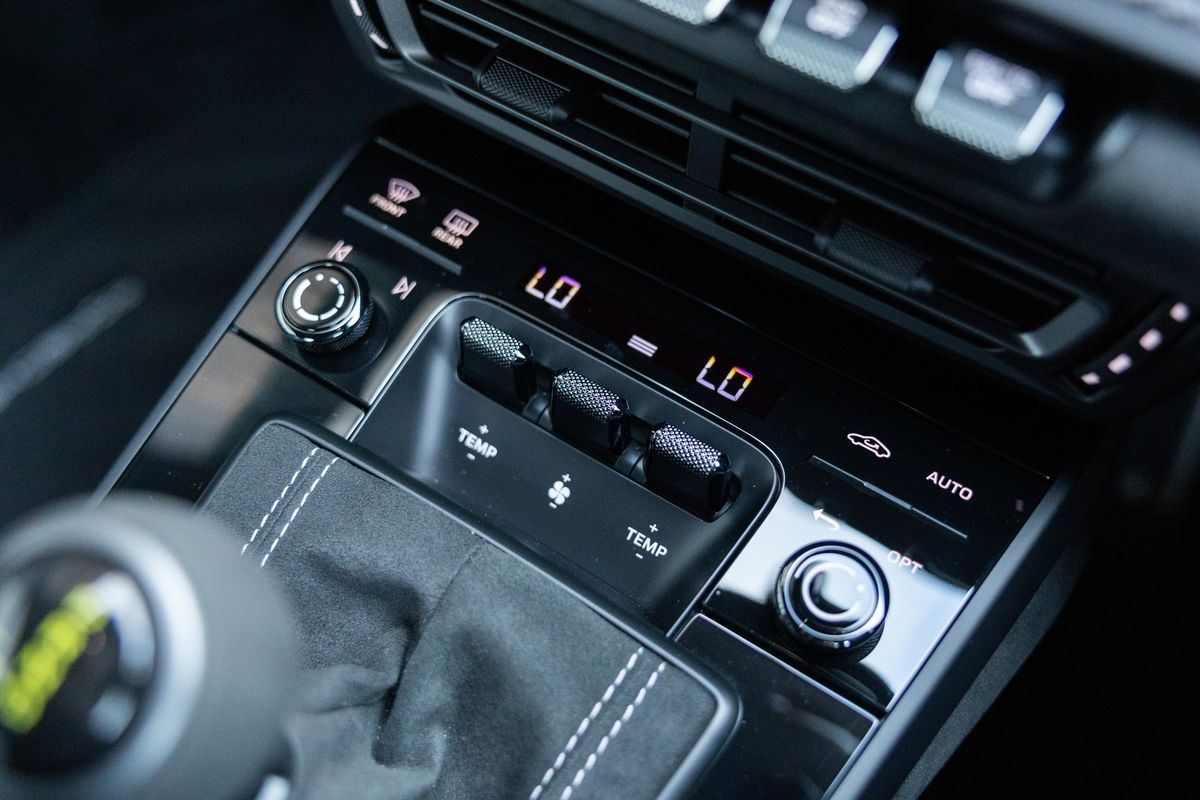 2025 Porsche 911 (992) GT3 RS Weissach Package