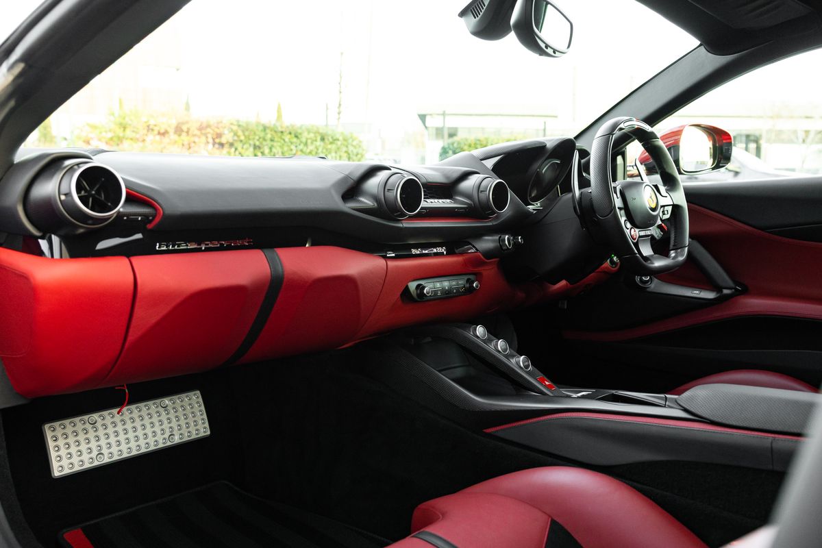 2019 Ferrari 812 Superfast