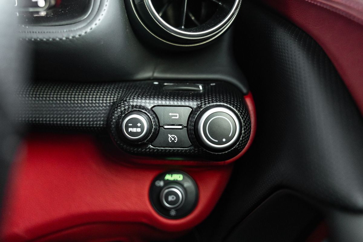 2019 Ferrari 812 Superfast