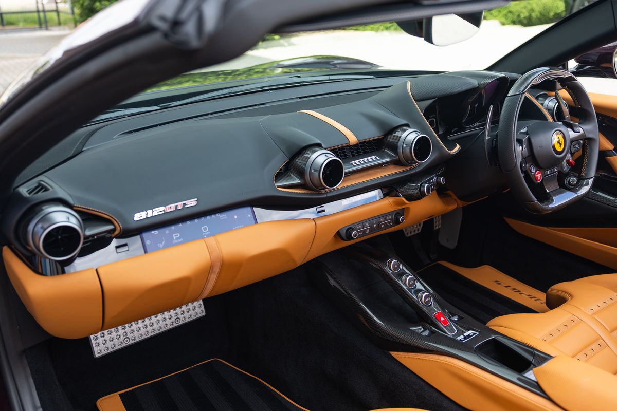 2023 Ferrari 812 GTS