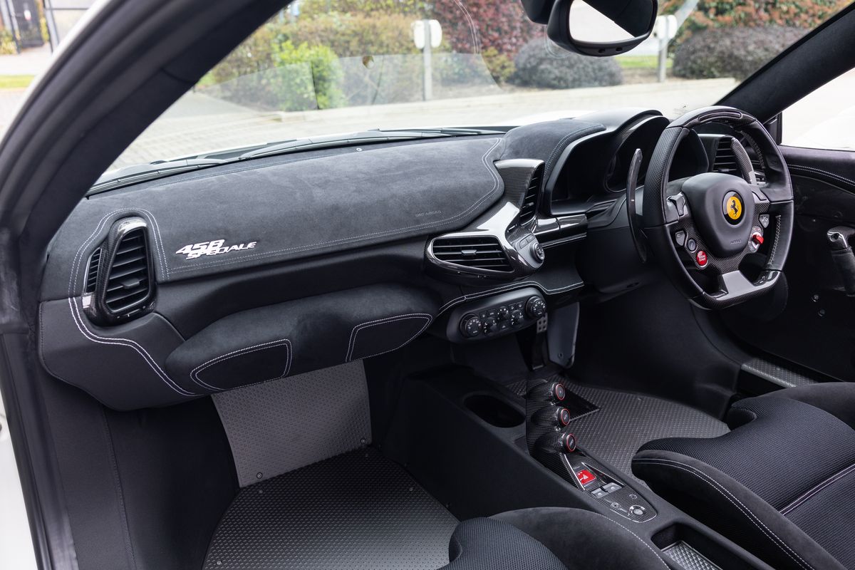 2015 Ferrari 458 Speciale