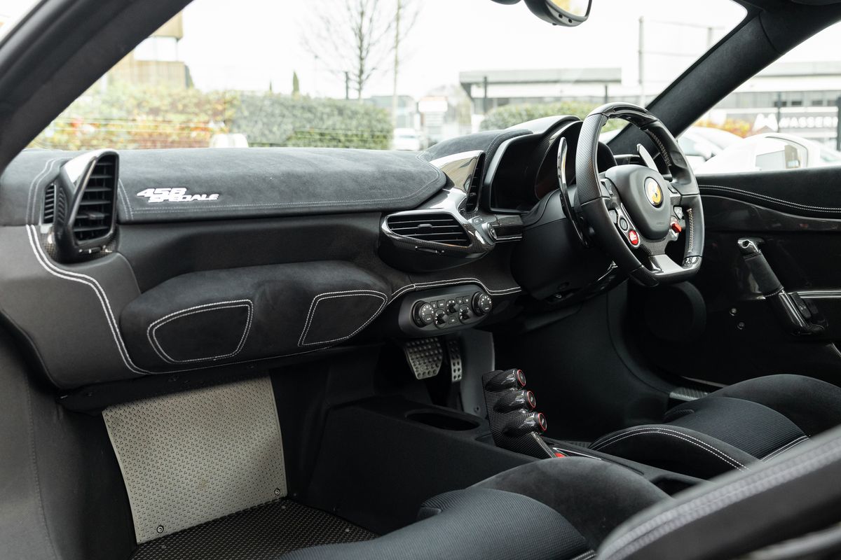 2015 Ferrari 458 Speciale