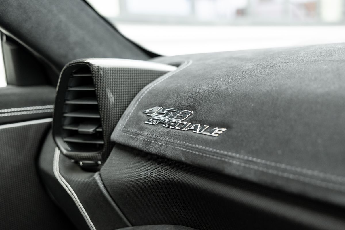 2015 Ferrari 458 Speciale