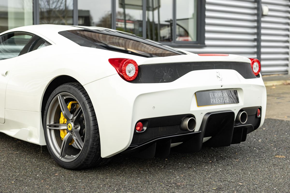 2015 Ferrari 458 Speciale