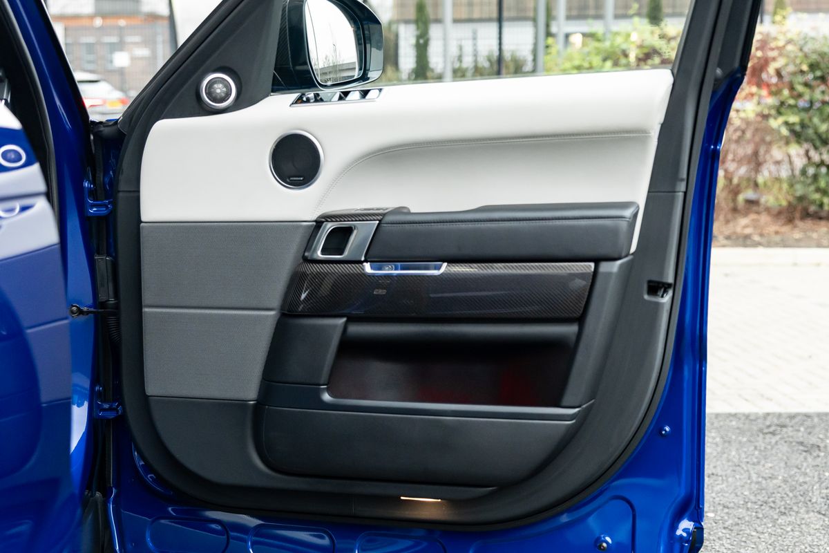 2022 Land Rover Range Rover Sport SVR Carbon Edition