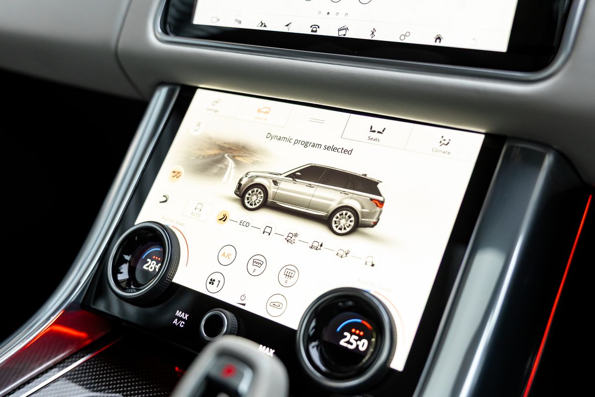 2022 Land Rover Range Rover Sport SVR Carbon Edition