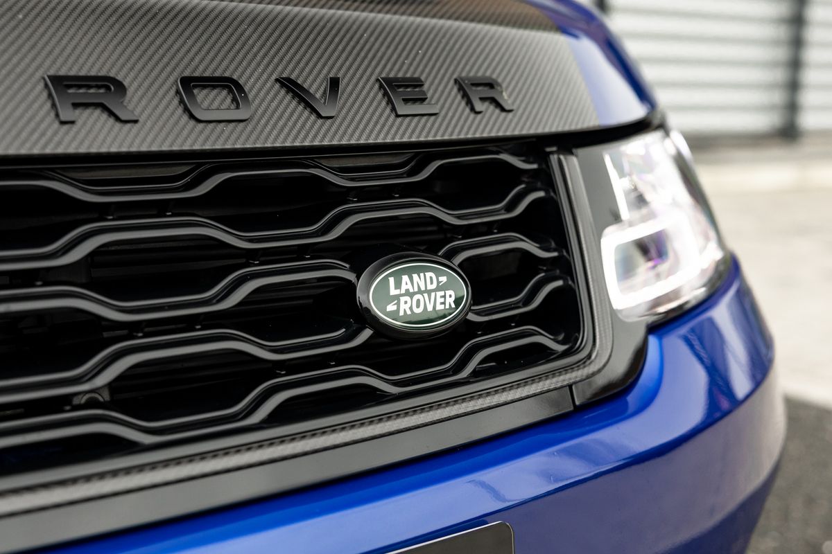 2022 Land Rover Range Rover Sport SVR Carbon Edition