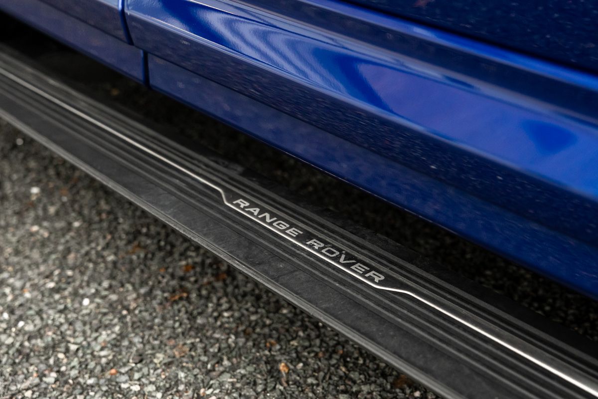 2022 Land Rover Range Rover Sport SVR Carbon Edition