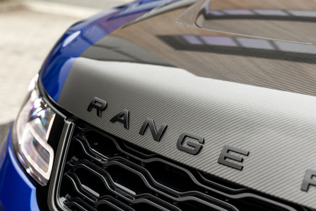 2022 Land Rover Range Rover Sport SVR Carbon Edition
