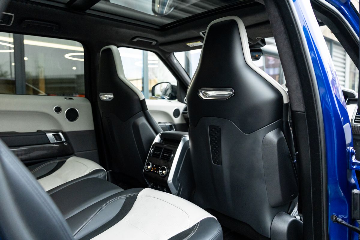 2022 Land Rover Range Rover Sport SVR Carbon Edition