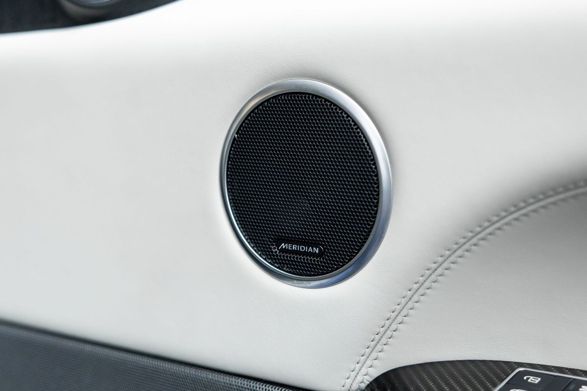 2022 Land Rover Range Rover Sport SVR Carbon Edition