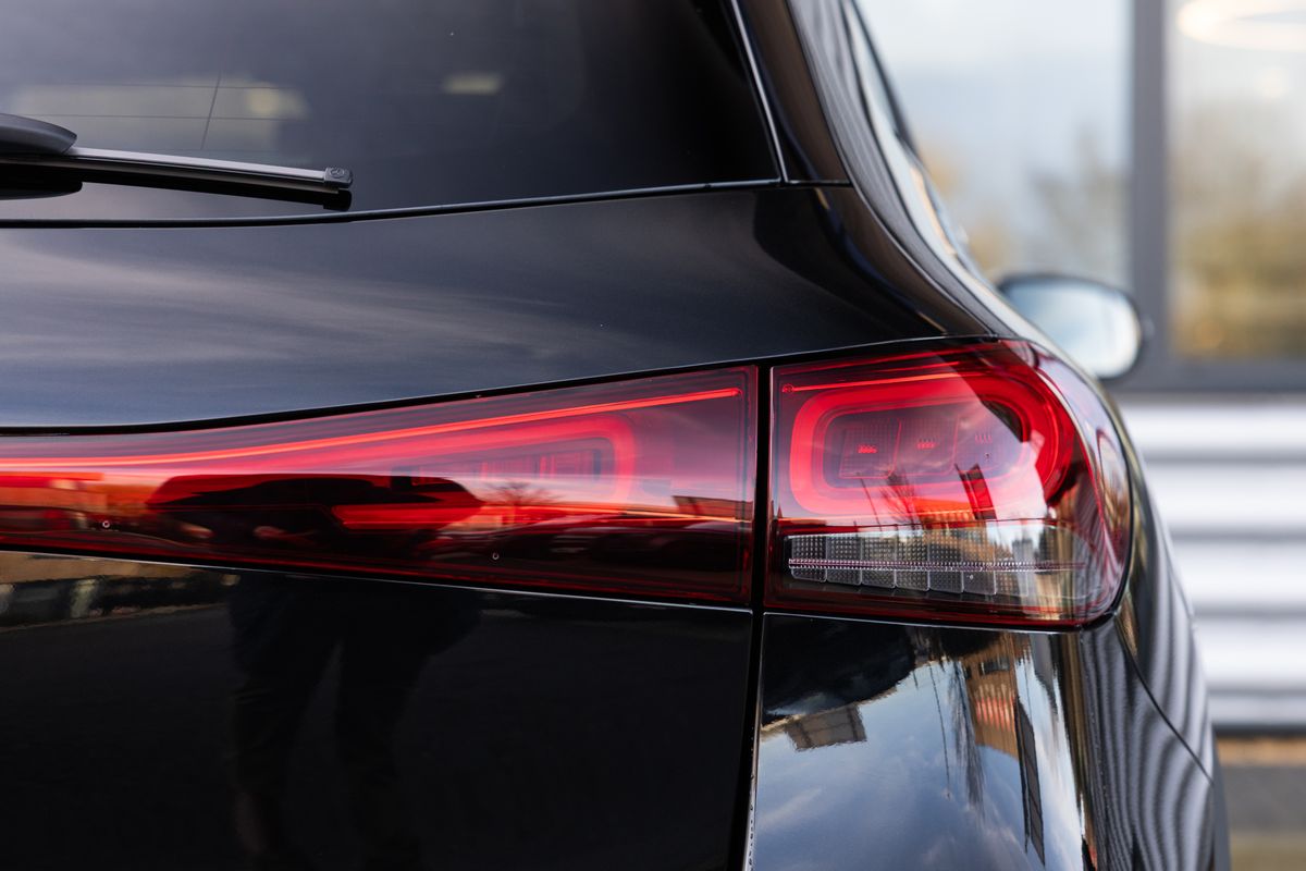 2022 Mercedes-Benz EQA 250+ AMG Line