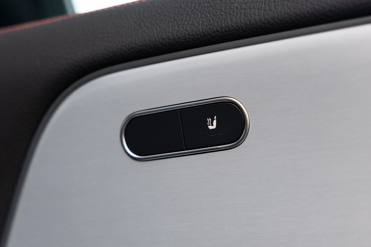 2022 Mercedes-Benz EQA 250+ AMG Line