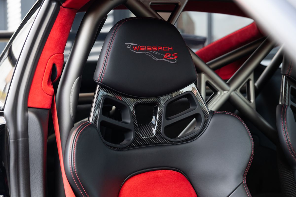 2018 Porsche 911 (991.2) GT2 RS Weissach